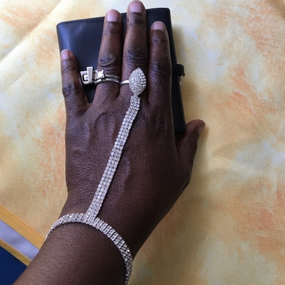 Hand Jewelry - Picture 2 of 5